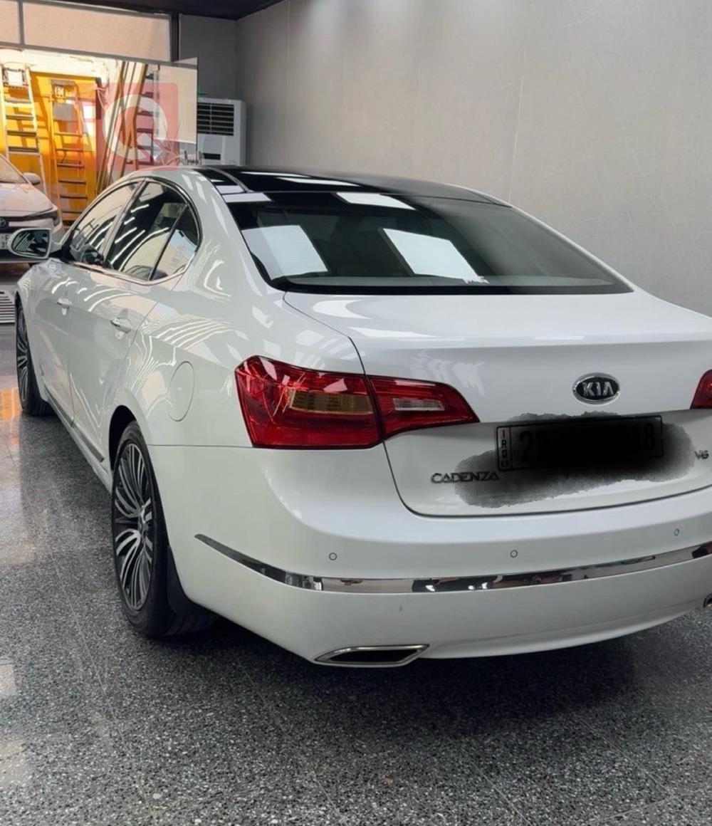 كيا كادينزا